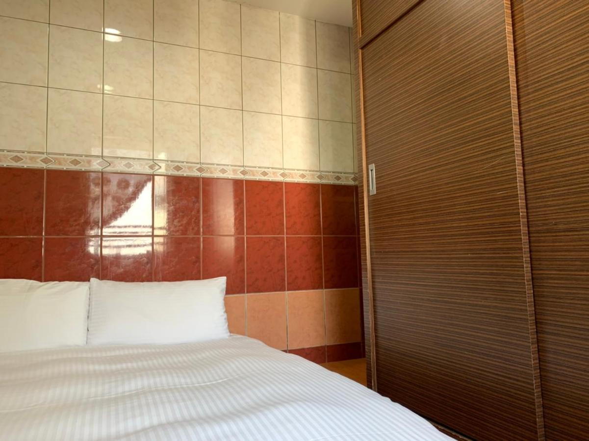 Arteyes Theme Suite Sunduo Hall Гаосюн Экстерьер фото